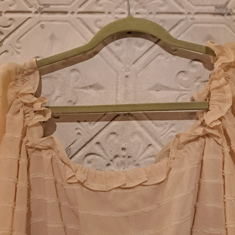 ASTR THE LABEL ZIVA LONG SLEEVE RUFFLED ROMANTIC TOP SIZE M - Picture 6 of 14